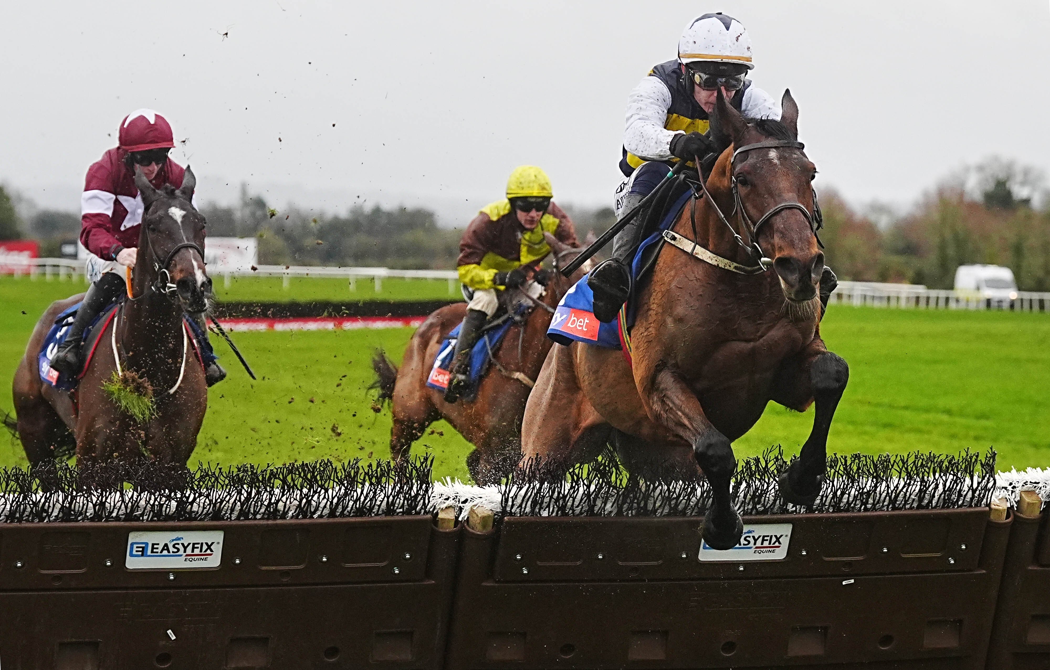 Sober stakes Cheltenham claim with Moscow Flyer win