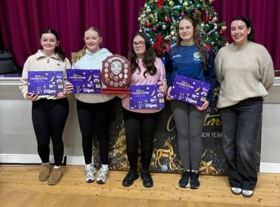 The winning team in the Offaly Foroige Table Quiz (l. to r.) Niamh Byrne, Aisling Boyd, Aoife Gleeson, Aine Gleeson and Youth Development Officer Aoife Heffernan.