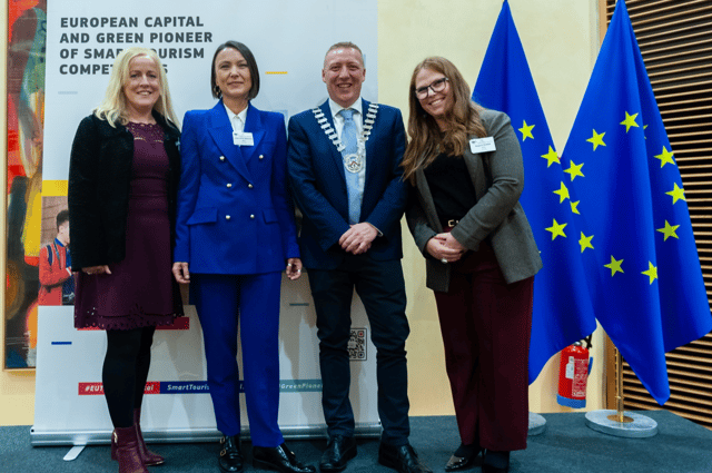 Laois County Council's Regina Dunne Tourism Activator, Elaine Moore Tourism Officer and Cllr Barry Walsh Cathaoirleach with the Green Pioneer winning rep Dubrovnik, Julijana Antic Brautovic.