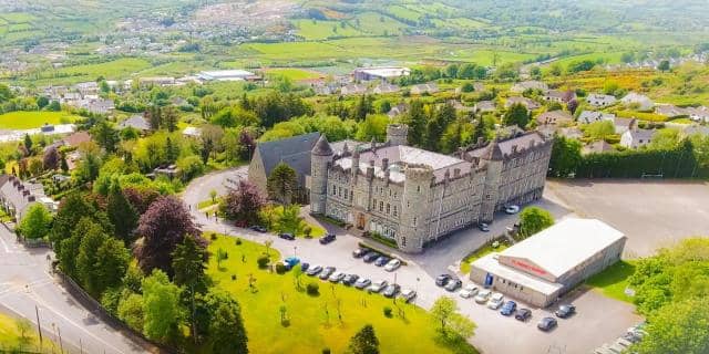 Built in 1906, St Eunan’s College is an all-boys Catholic Secondary School, located in Letterkenny