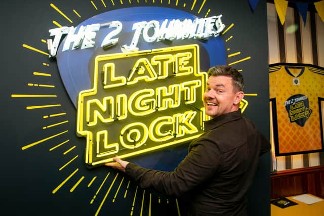 PJ Gallagher tells the lads about how terrifying stand up comedy can be and how he spent the guts of 20 years cacking himself. PJ chats about nicking knickers at the gym, having to cycle to his own christening (in safari style shorts!) co-parenting Stella the Staffy with his ex and how his two year old twins refuse to sleep. 