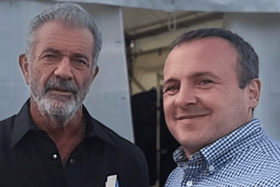 Enda recently caught up with Mel Gibson again after he first met him on the set of Braveheart