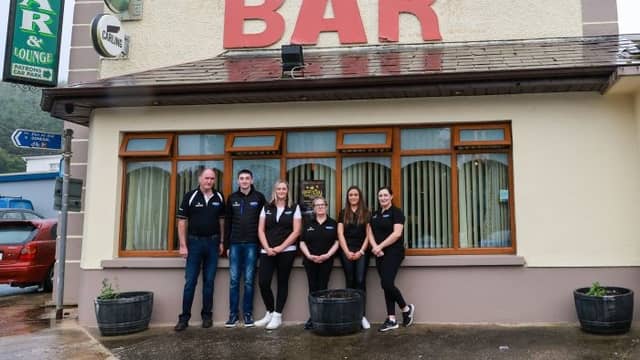 Seven Arches Bar to host charity auction fundraiser