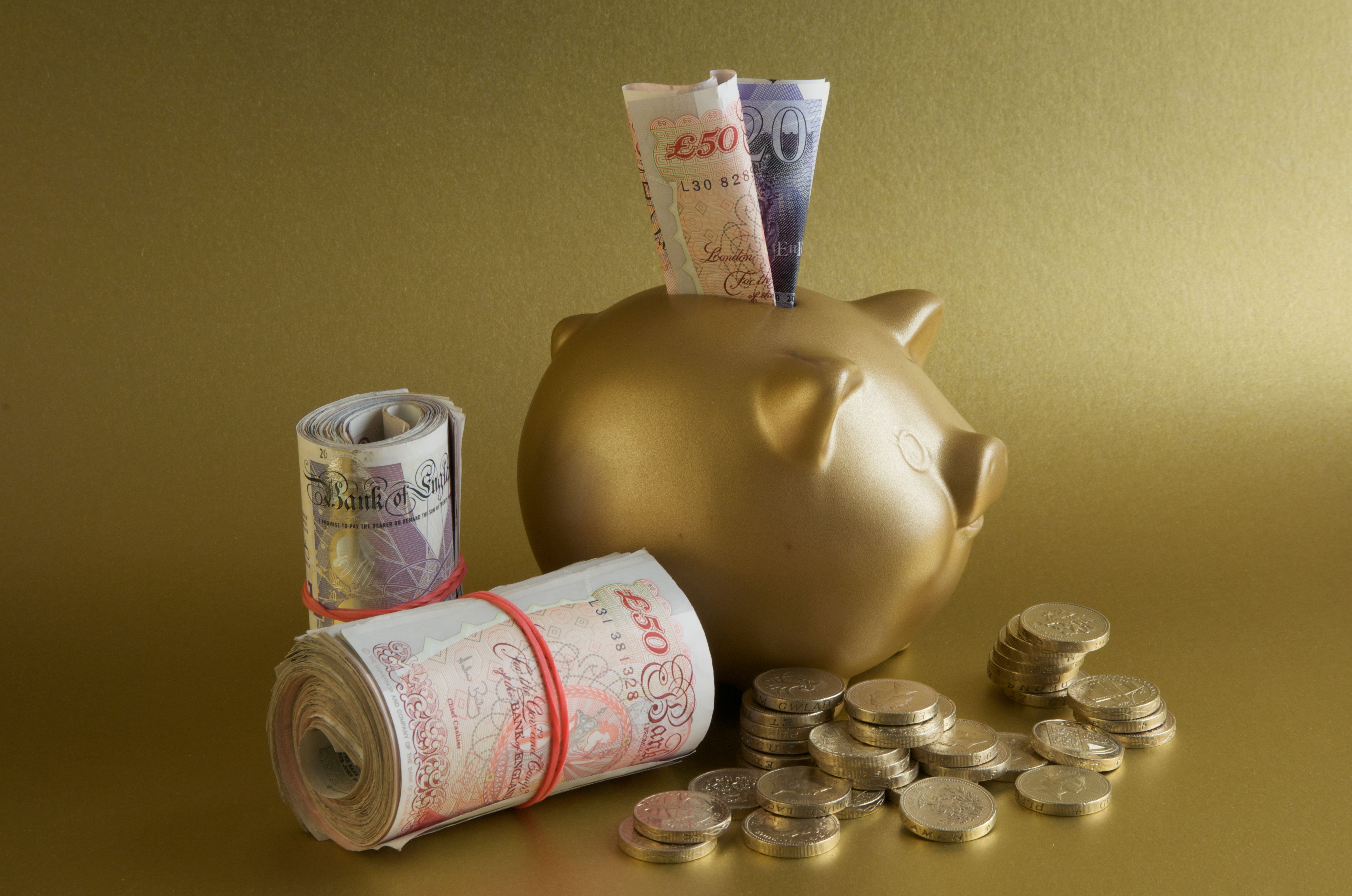 Savers warned ‘loyalty does not pay’ as Bank of England base rate held ...
