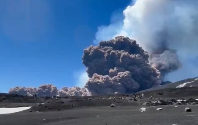 Tourists were running for their lives as volcano erupts suddenly