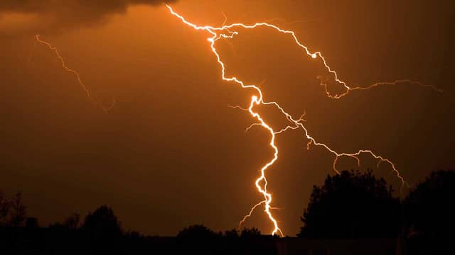 Met Éireann pinpoints location of 'likely thunderstorms'