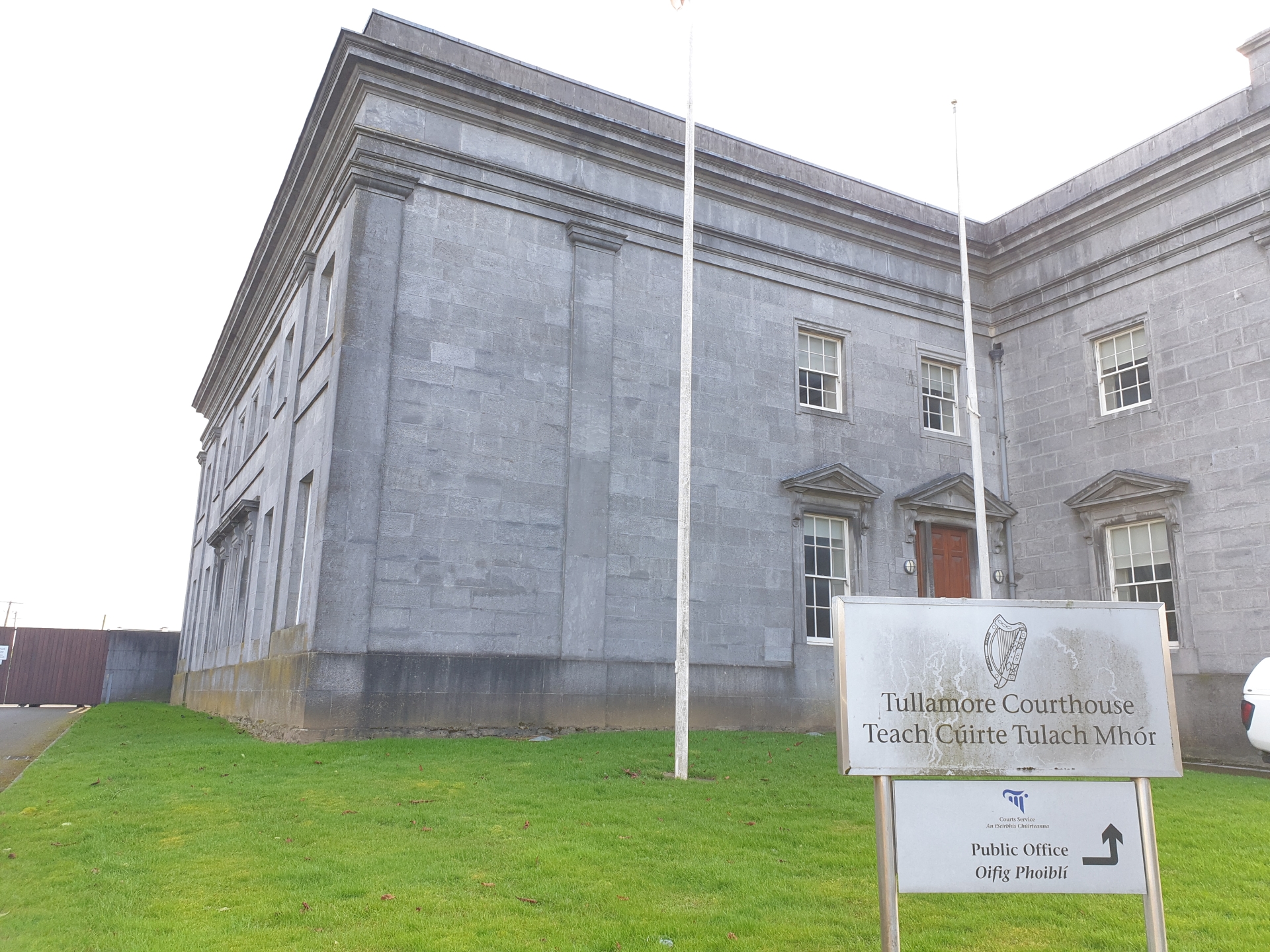 200 hours community service for Offaly man convicted of driving offences