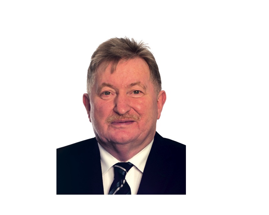 Cllr Pearse McGeough has described the roads as an ‘obstacle course’.