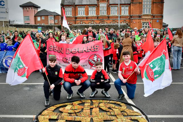 A Féile Derry spokesperson said: “This stunning piece, crafted in the ancient Celtic tradition of willow weaving by the people of Creggan – residents, community workers, and young people from local schools, sports groups, and community organisations – who worked alongside acclaimed artist Brendan Farren to bring this vision to life.