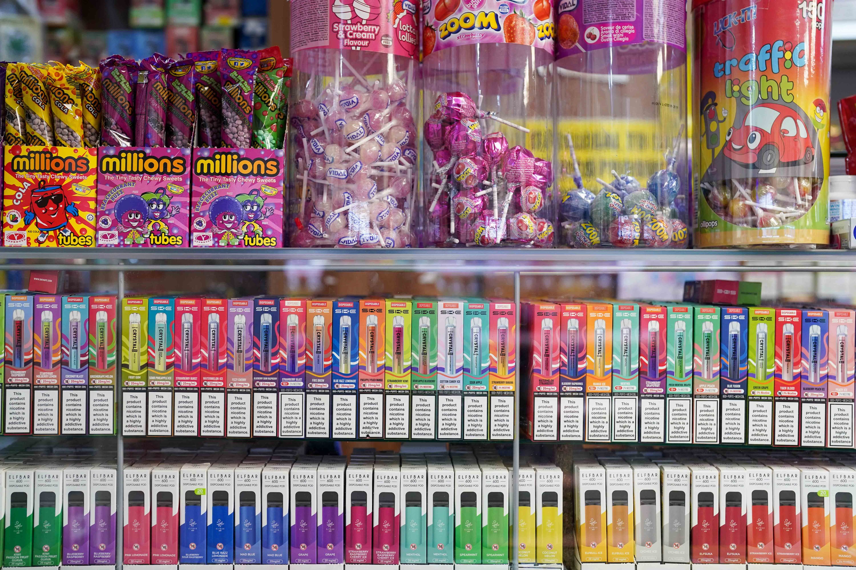 Campaign to warn teenagers about vaping addiction