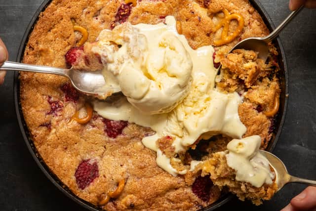 How to make The Batch Lady’s white chocolate, raspberry and pretzel ...