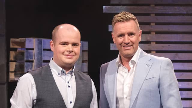 Jack Larry with Mike Denver on the Glór Tíre set