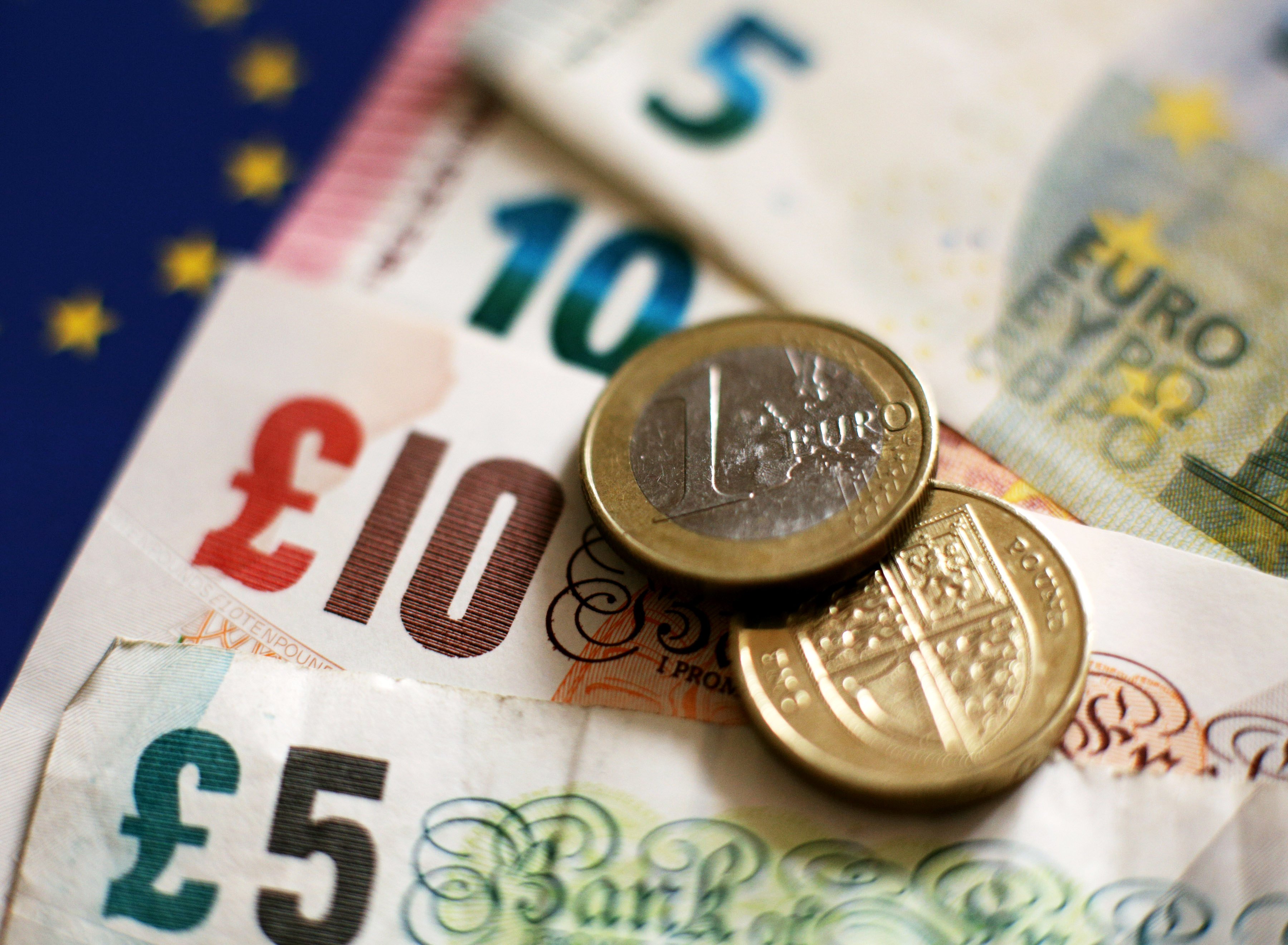 Income inequality in Ireland and Northern Ireland ‘very similar’ – study