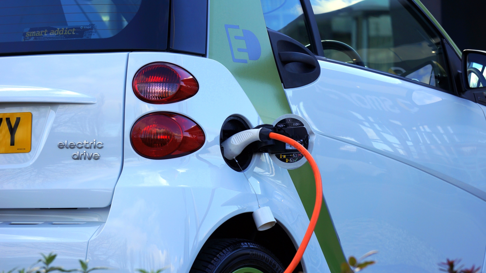 Council urged to secure funding to install electric vehicle charging ...