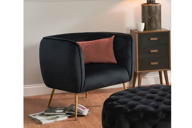 “What we see, not only in Copenhagen, but also in trend-led hotels and on Pinterest, is a smorgasbord of retro and vintage-inspired pieces that shine a light on nostalgia, while maintaining current-day individuality,” she underlines.