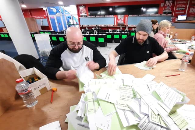 The counting of votes for the two Limerick constituencies began at 9am this Saturday at Limerick Racecourse, Patrickswell and concluded shortly after 6pm.