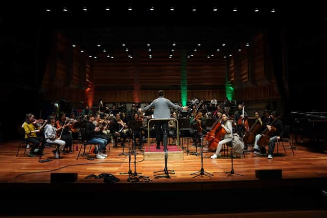 On Thursday evening, the group played the first show of their UK “Breaking the Silence” tour at the Queen Elizabeth Hall in London.