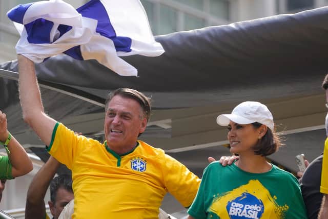 “Amnesty for those poor people who are jailed in Brasilia. We ask all 513 congressmen, 81 senators for a bill of amnesty so justice can be made in Brazil.”