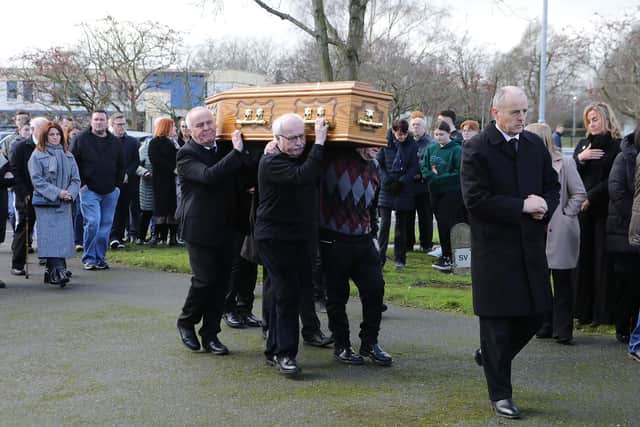 Derry Republicans have gathered at the Shantallow Monument to pay tribute to veteran Republican Gerry McCartney.