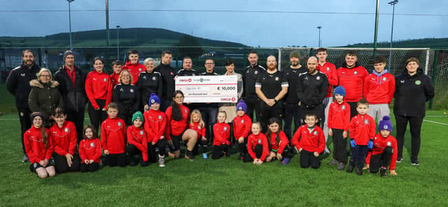 Members of Moneygall FC accept the cheque for €10,000 as part of Circle K’s €100,000 giveaway to grassroots football clubs in the Republic of Ireland
