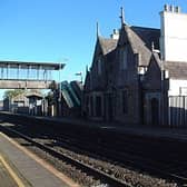Sallns train station