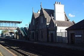 Sallns train station