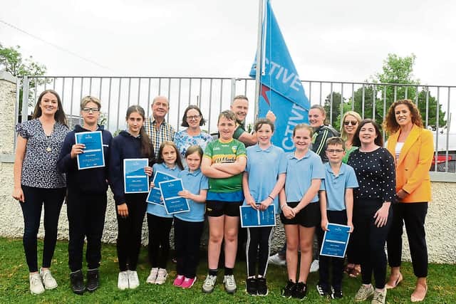 The pupils, staff and whole community were delighted. To mark the occasion the school invited Leitrim County Manager Andy Moran, Chairperson of Leitrim GAA Enda Stenson, Kathy Butler past pupil and Chairperson of Leitrim LGFA and Michelle Guckian past pupil and captain of the Leitrim Ladies football team to raise the Active School Flag.