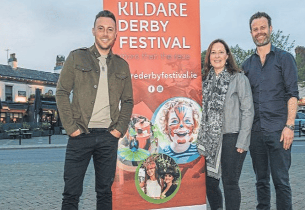 Singer Nathan Carter pictured with Orla Murtagh and Brian Flanagan of the Festival committee.