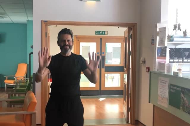 Today, Jason cannot exactly remember when he started doing tai chi as he suffers from long-term memory loss, but believes it was while studying at The London Academy of Music and Dramatic Art (LAMDA) as a teenager.