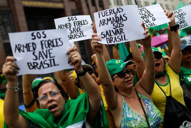 Independent experts consulted by The Associated Press said that, while newly discovered, the bug does not affect reliability and each voting machine is still readily identifiable through other means. In his ruling, Mr de Moraes noted the same.