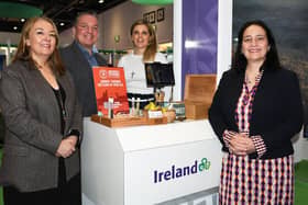 Judith Cassidy, Tourism Ireland’s Acting Head of Great Britain; Ignacio Peregrina, Smithwick’s Experience Kilkenny; Hani Krizsany, Roe & Co Distillery; and Tourism Minister Catherine Martin