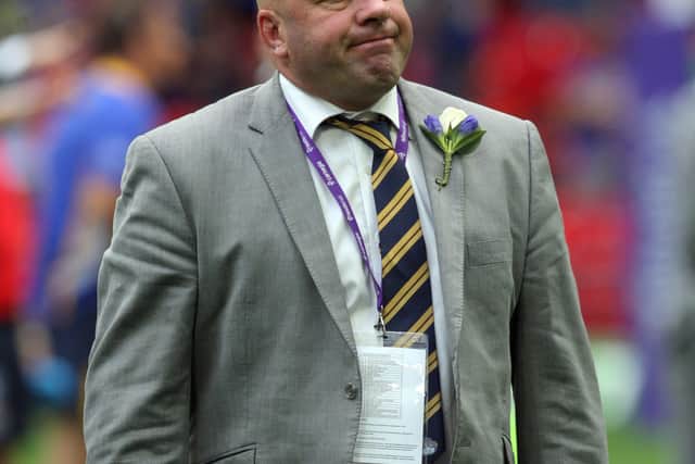 Former New Zealand head coach McClennan had led the Rhinos to back-to-back Super League Grand Final wins, both against St Helens, in 2008 and 2009.