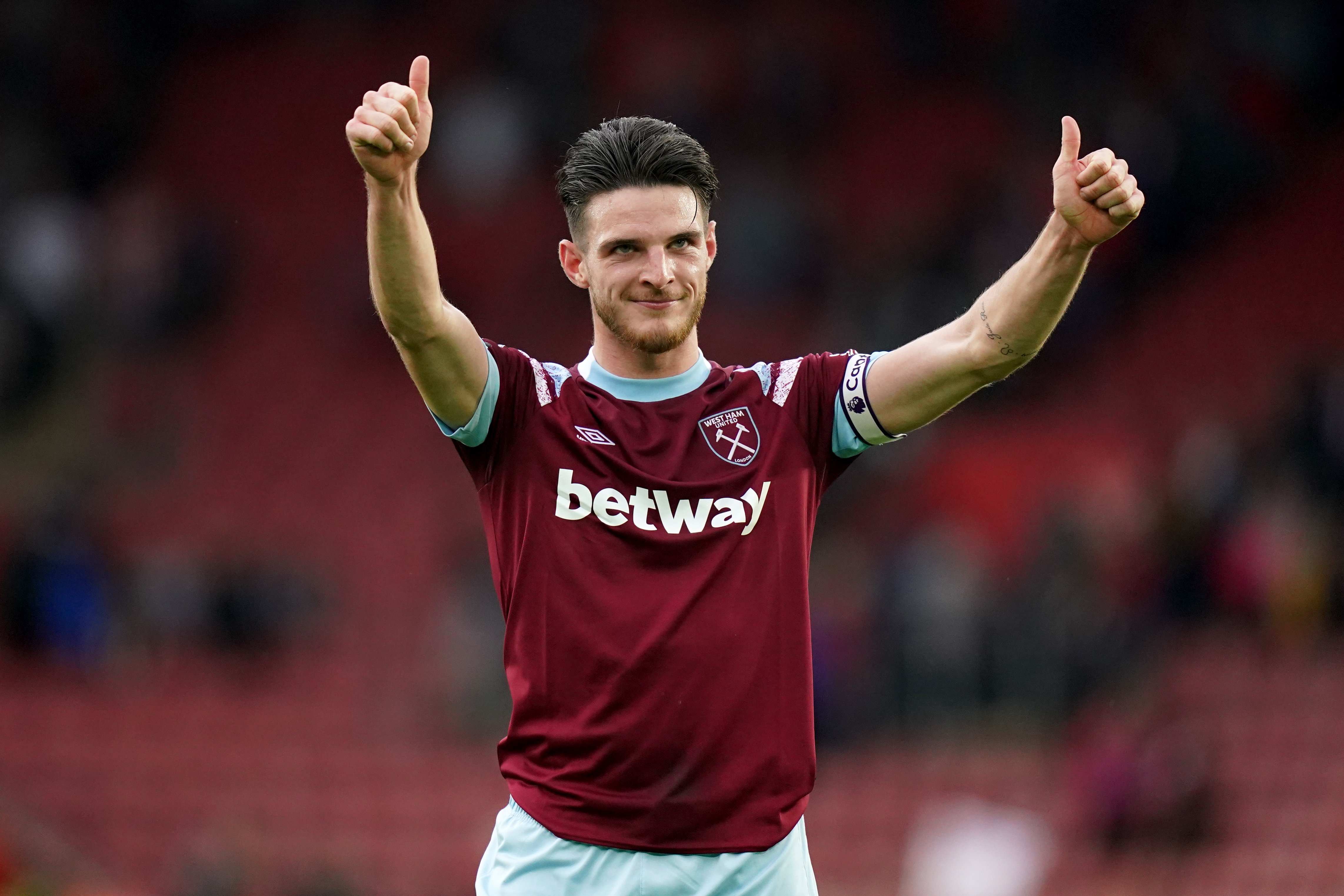 Declan Rice is best all-around midfielder in England – Gary O’Neil