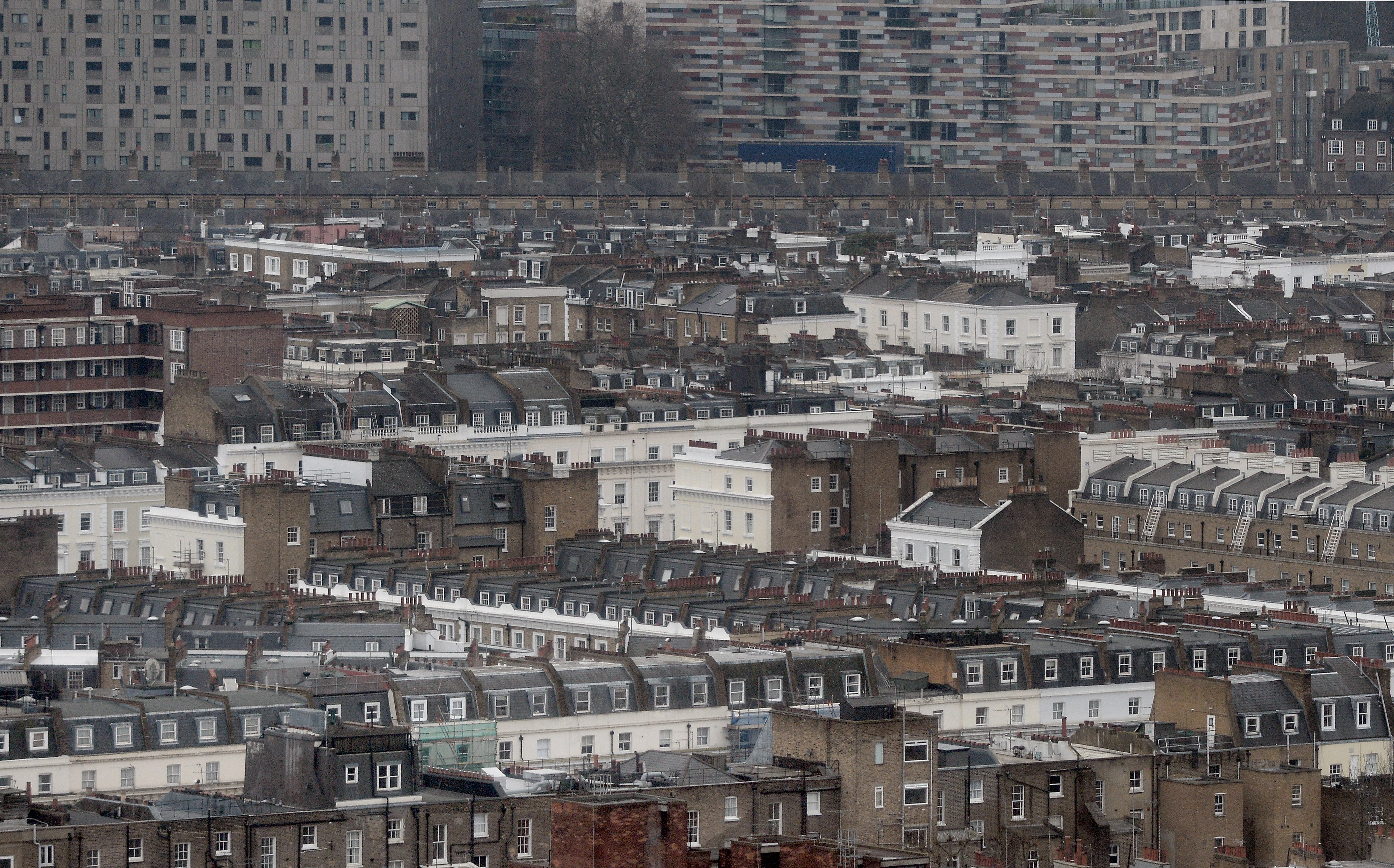 Average five-year fixed mortgage rate hits 6% for first time in 12 years