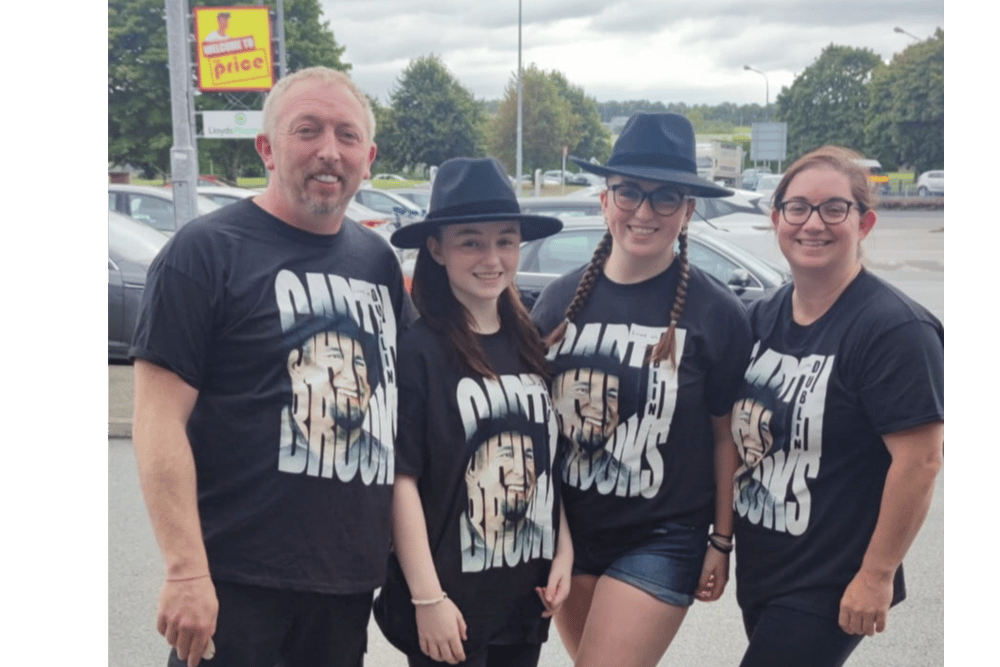 Michael and his wife Eimear along with their daughters Abbie and Erin Dawson off to the concert