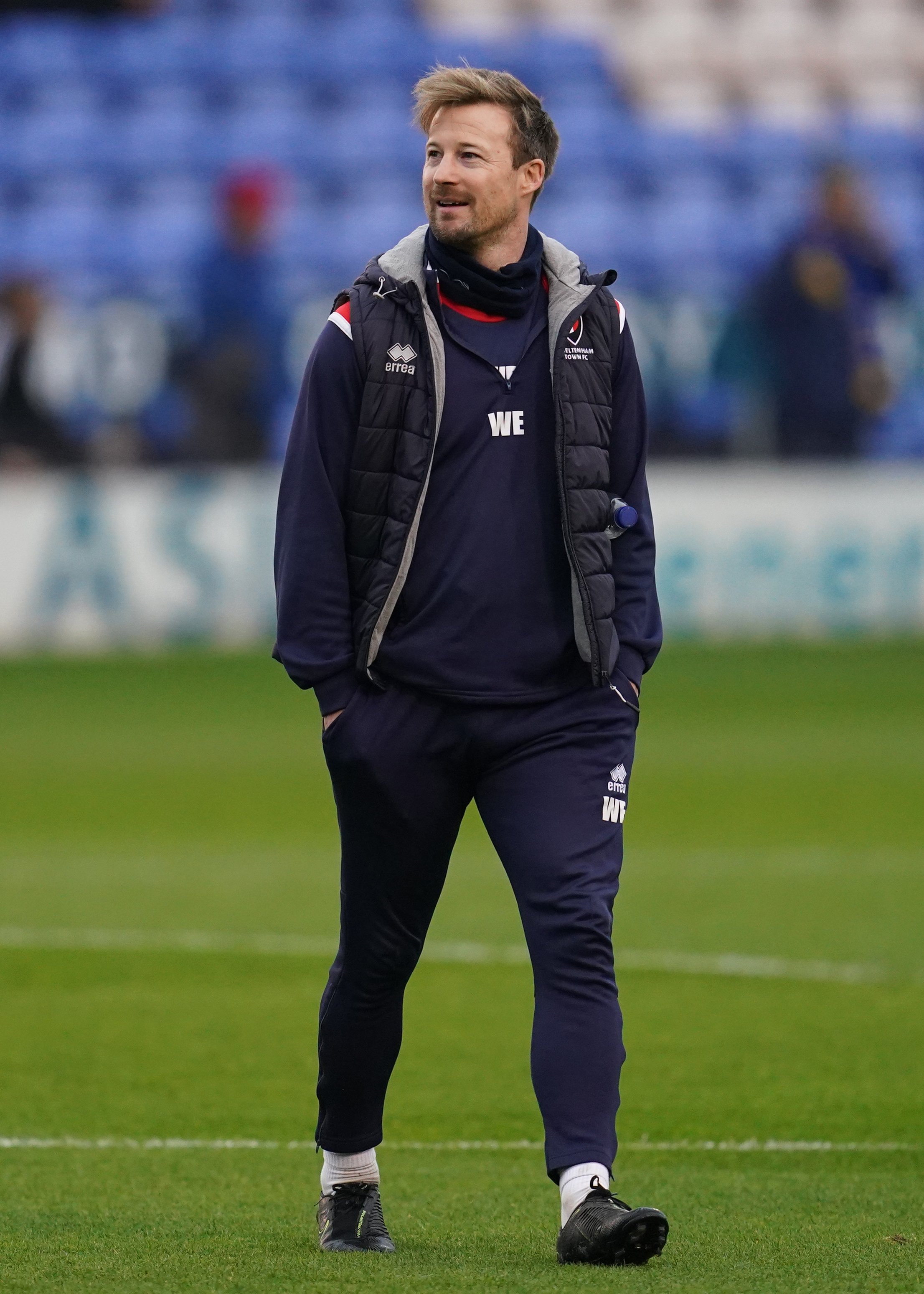 Wade Elliott hails resilient Robins after smash-and-grab victory at Exeter