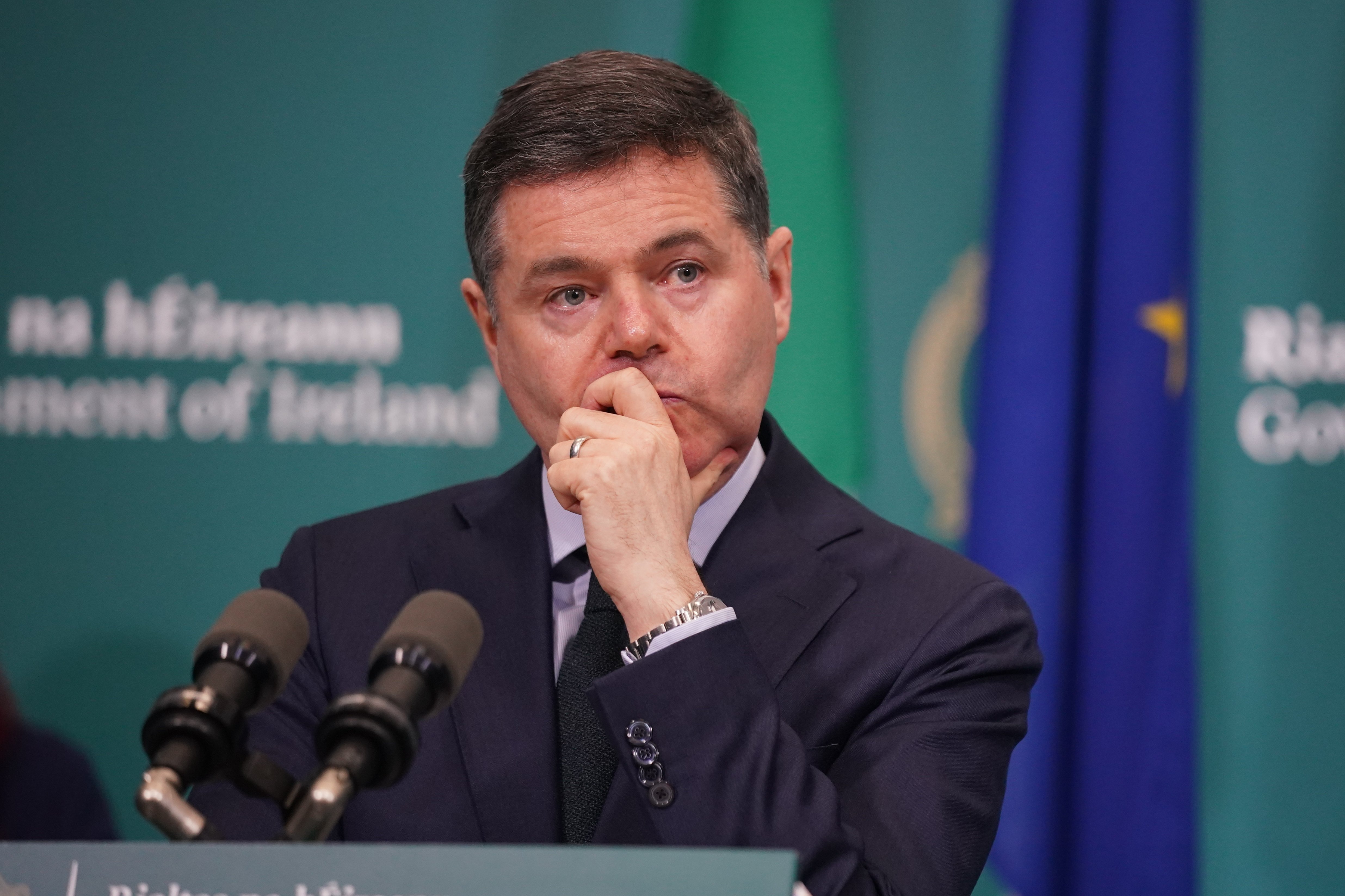 Finance minister warns economy weakened at start of year
