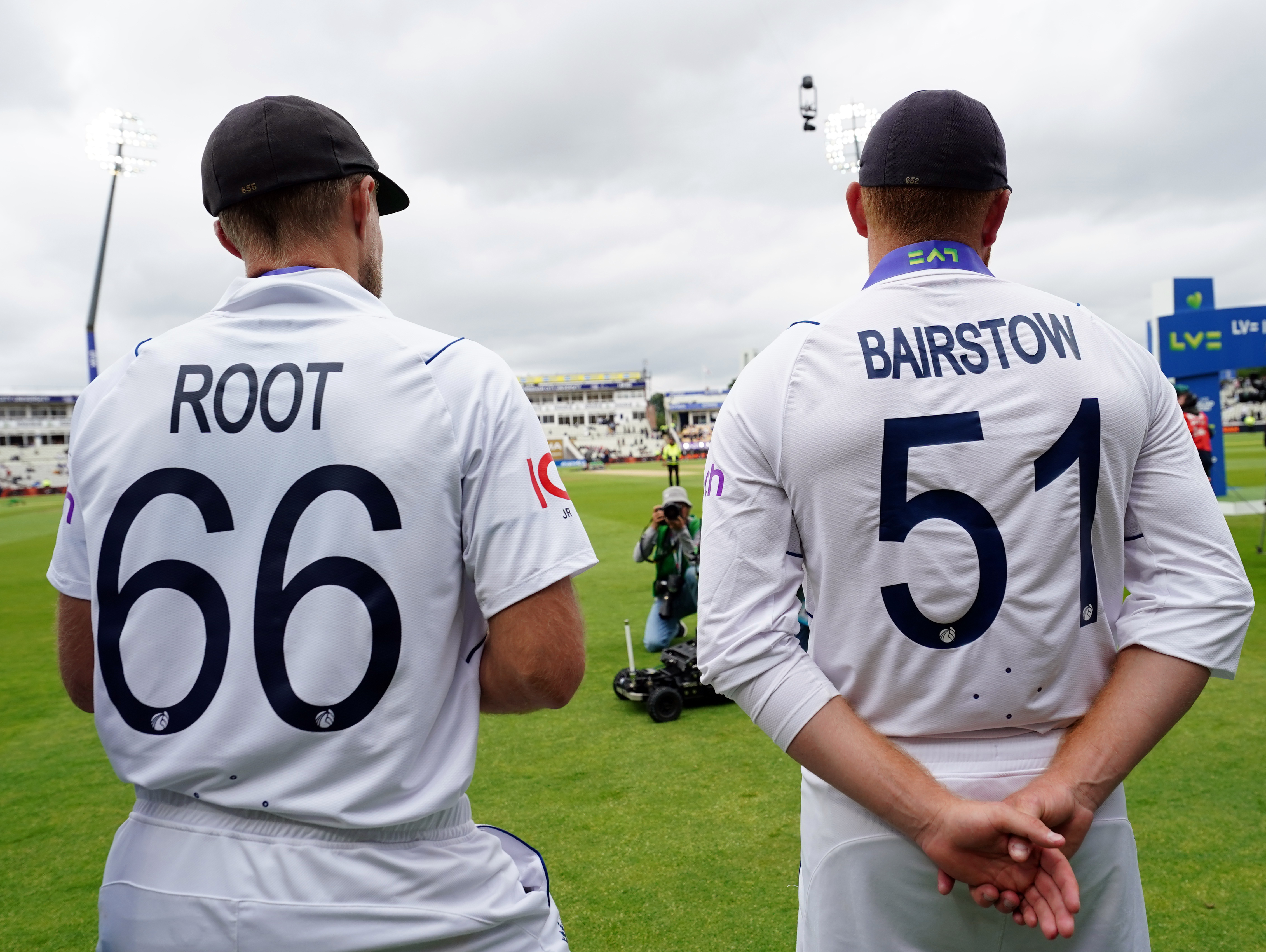 England duo Jonny Bairstow and Joe Root add further statistical ...