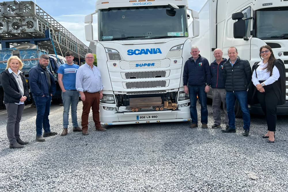 Alison Browne (President Laois Chamber), Aaron Martley, Cathal Martley, Mark Martley, John Strong (Chairperson Shine 2022), John Kirwan, Martin Crowley, both Emo GAA, Caroline Hofman Laois Chamber