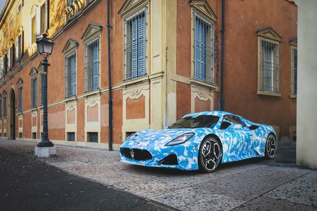 The Italian for ‘sky’, the Cielo name will adorn a car that has been entirely created in Italy and produced at the firm’s Viale Ciro Menotti site alongside the hard-top coupe version.