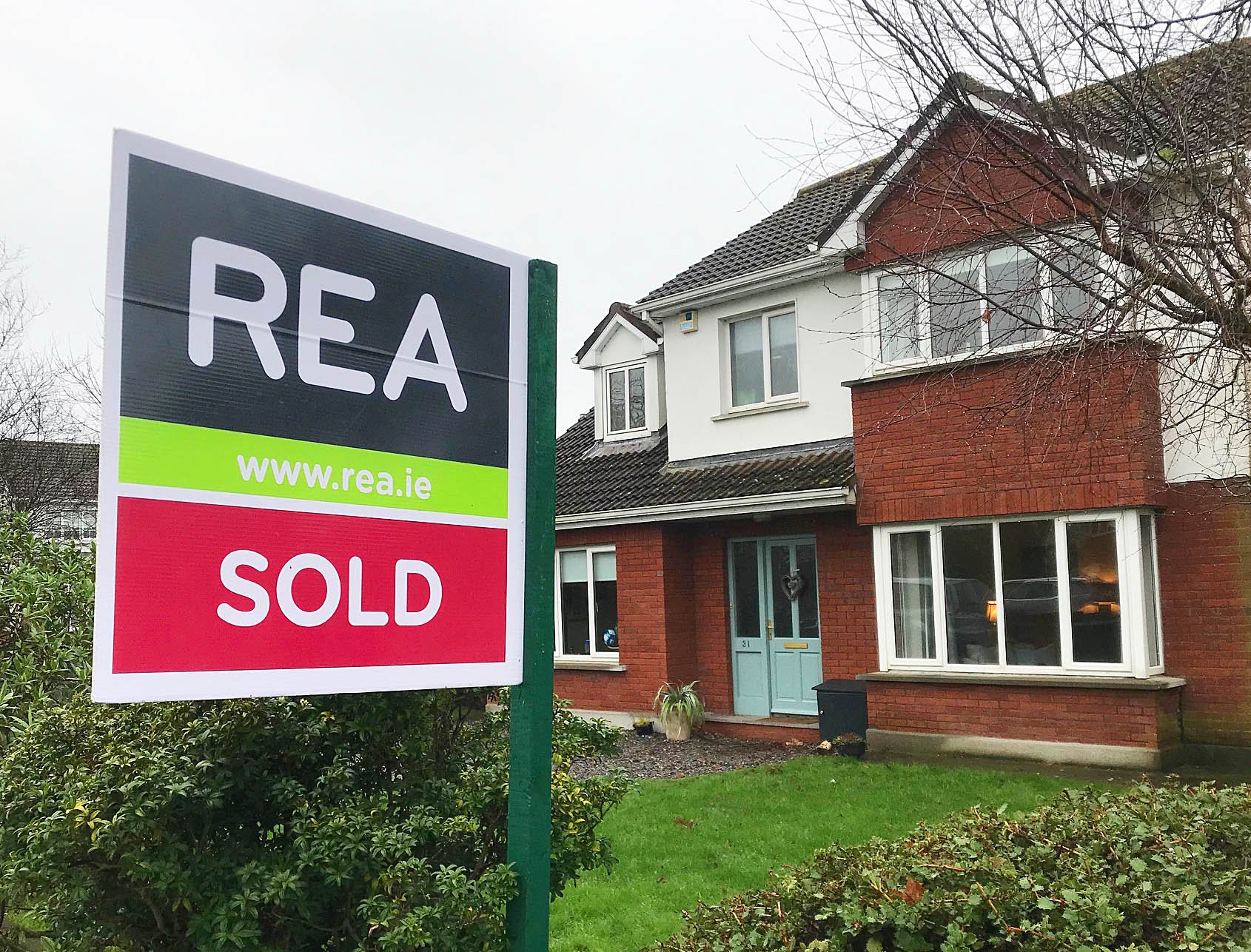 Anxious homeowners in Carlow switching to fixed rates amid rising interest
