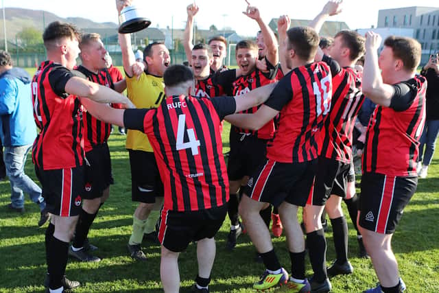 Redcastle’s equaliser had a touch of good fortune but few would argue that they didn’t  deserve it. Stephen Grant reacted quickest to a ball that came off the corner flag and his looping cross was touched onto the bar by McLaughlin before a defender headed out only for Murphy to control and float a sublime chip across McLaughlin to the top right hand corner for a brilliant finish. 