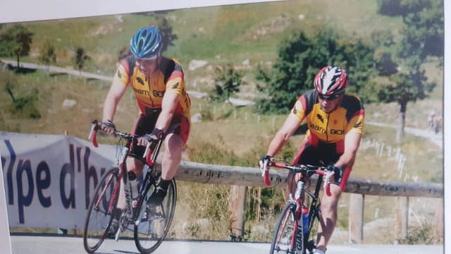 Pat Jones (right) with Brendan Lynch approaching the final slopes of l'Alpe d'Huez in 2011