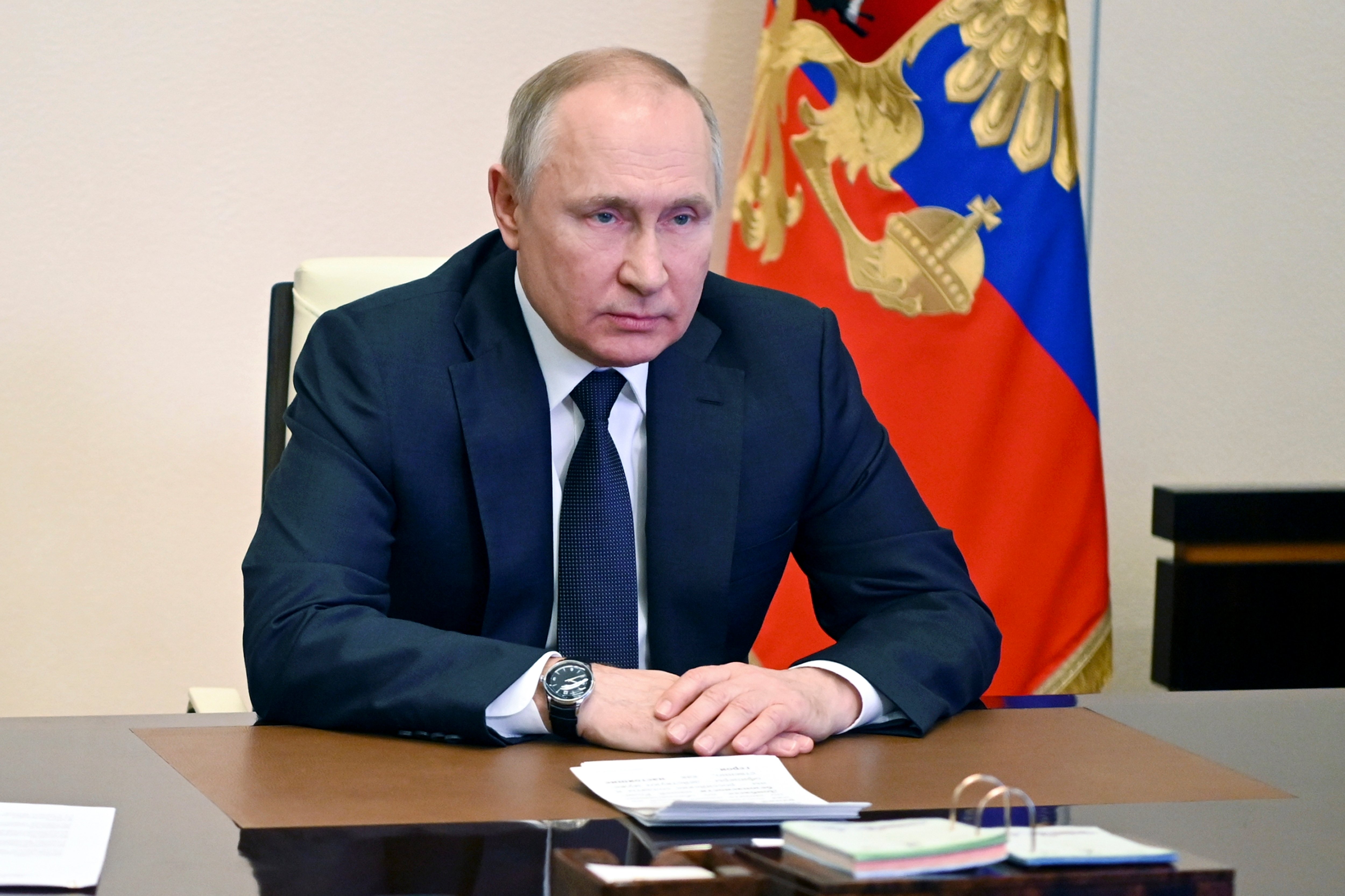Vladimir Putin says he backs talks but Ukraine must comply with Russia ...