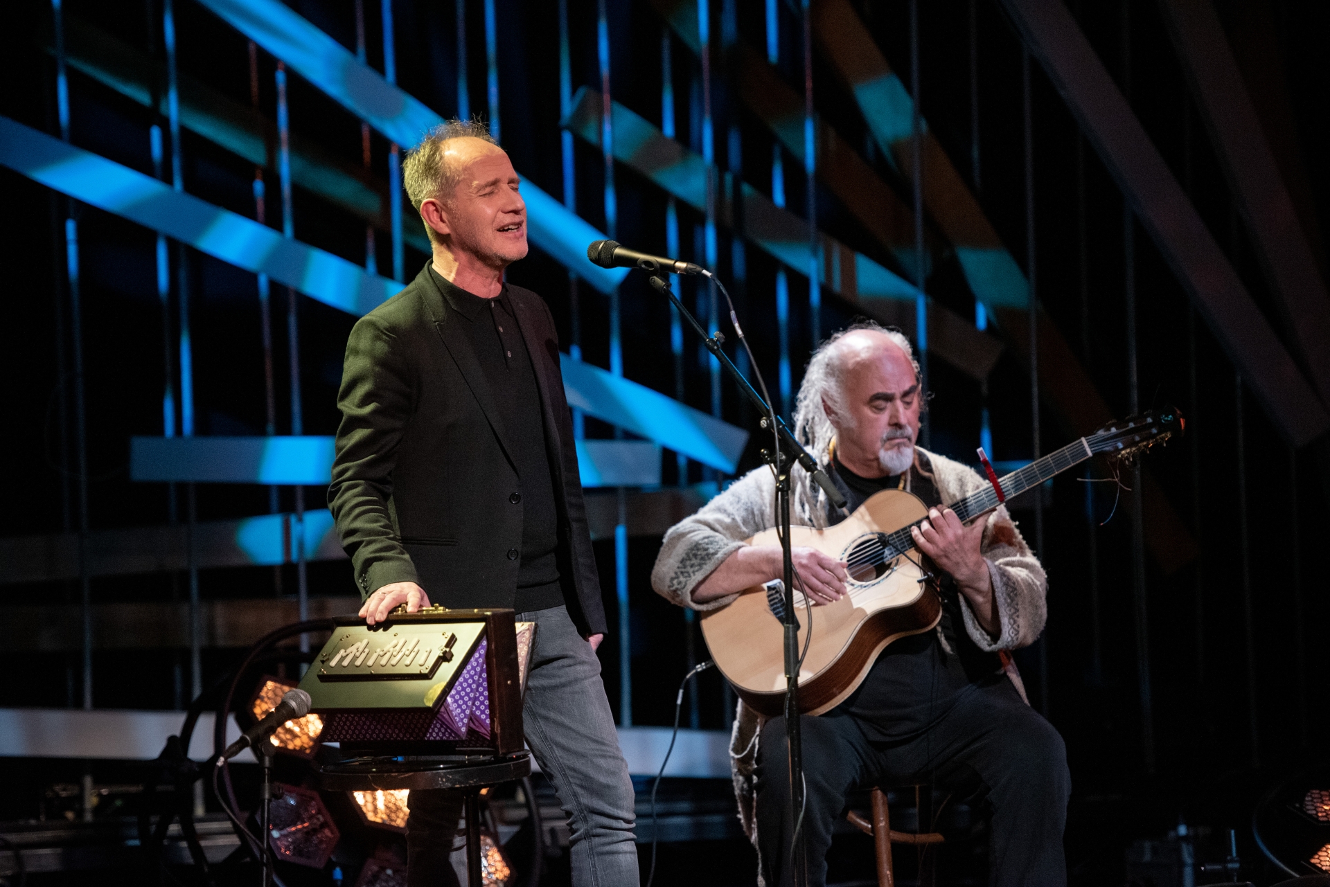 Kilkenny TradFest welcomes musical geniuses Iarla Ó Lionáird and Steve ...