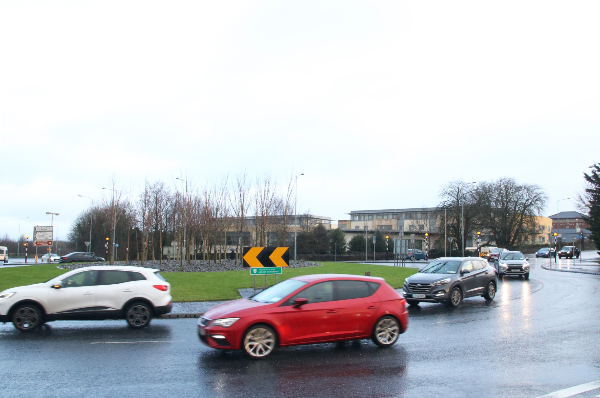 Council rules out safety barriers at busy Limerick roundabouts