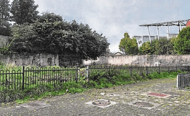 The site at Long's Lane is to be sold the Absolute Hotel