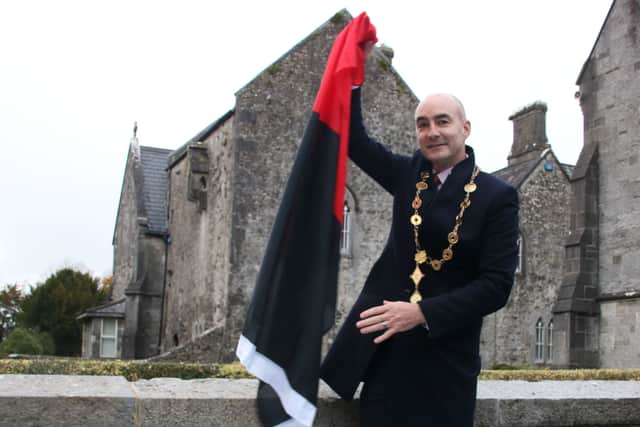 Commenting at the official unveiling, Mayor of the City and County of Limerick Cllr Daniel Butler said: “The restored fountain and public space around it will be a positive addition to the public realm of the village of Adare. The new accessible space, centred on the restored fountain, with new seating and lighting will be enjoyed by the local community and visitors to Adare for years to come.”