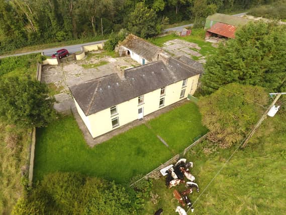 This property is located on the outskirts of Crecora Village on the road leading to Manister