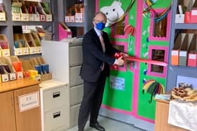 Education Minister Peter Weir officially opened the new room today.